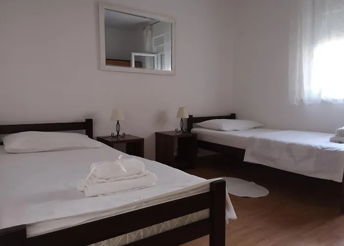Family Friendly With A Swimming Pool - 14933 Apartment Zadar