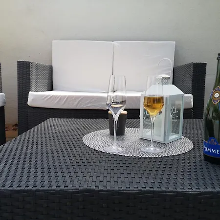 Apartment Family Friendly With A Swimming Pool - 14933 *